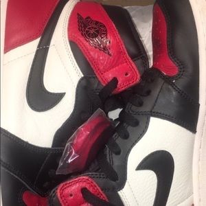 Jordan 1 Retro Bred Toe Mens SIZE 10 Authentic